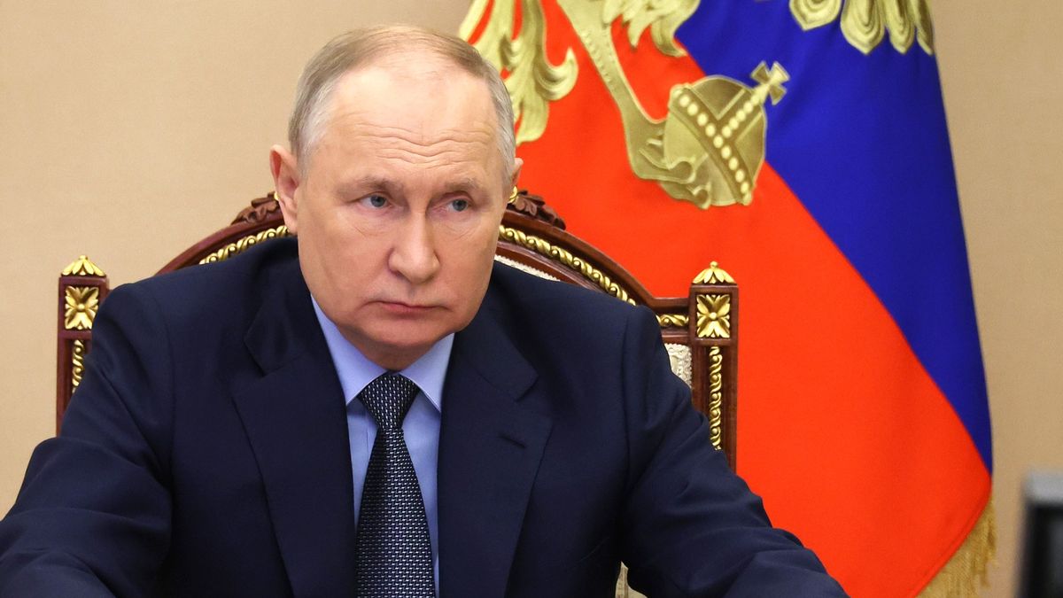 Putin se ani po týdnu nezúčastnil veřejné akce ke střelbě u Moskvy